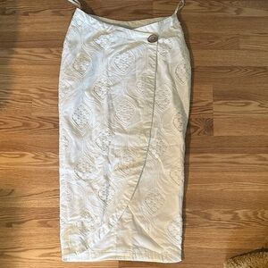 Azulu Chic Cream Lace Pencil Skirt